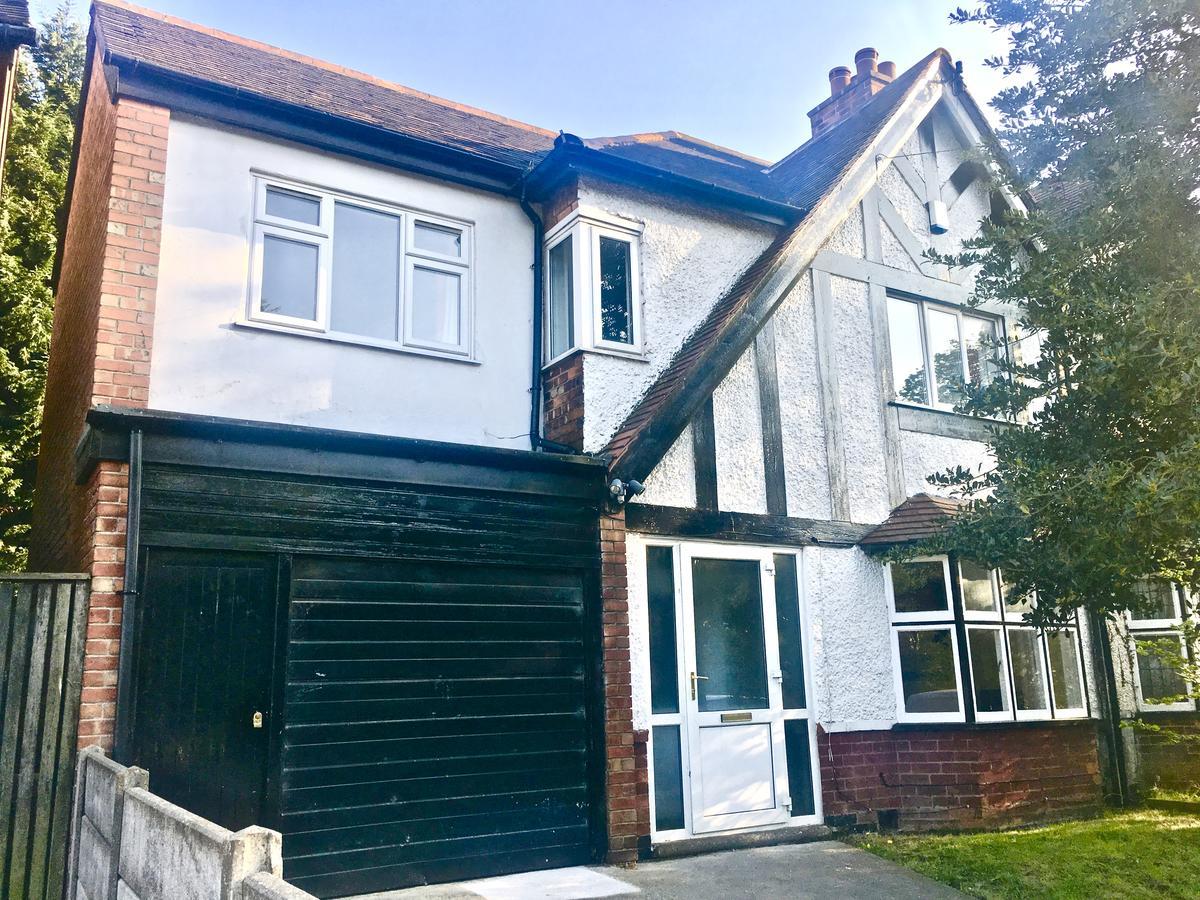 Villa Perry Road, Beautiful Large House Available For Guests And Contractors Parking Wifi Nottingham Esterno foto
